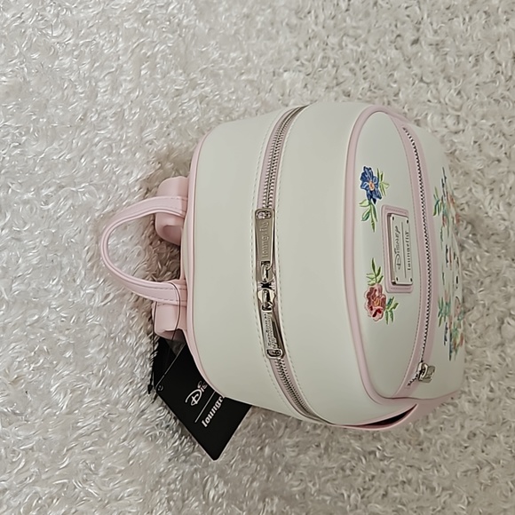 NWT Loungefly Aristocats embroidered floral mini backpack - Picture 6 of 12